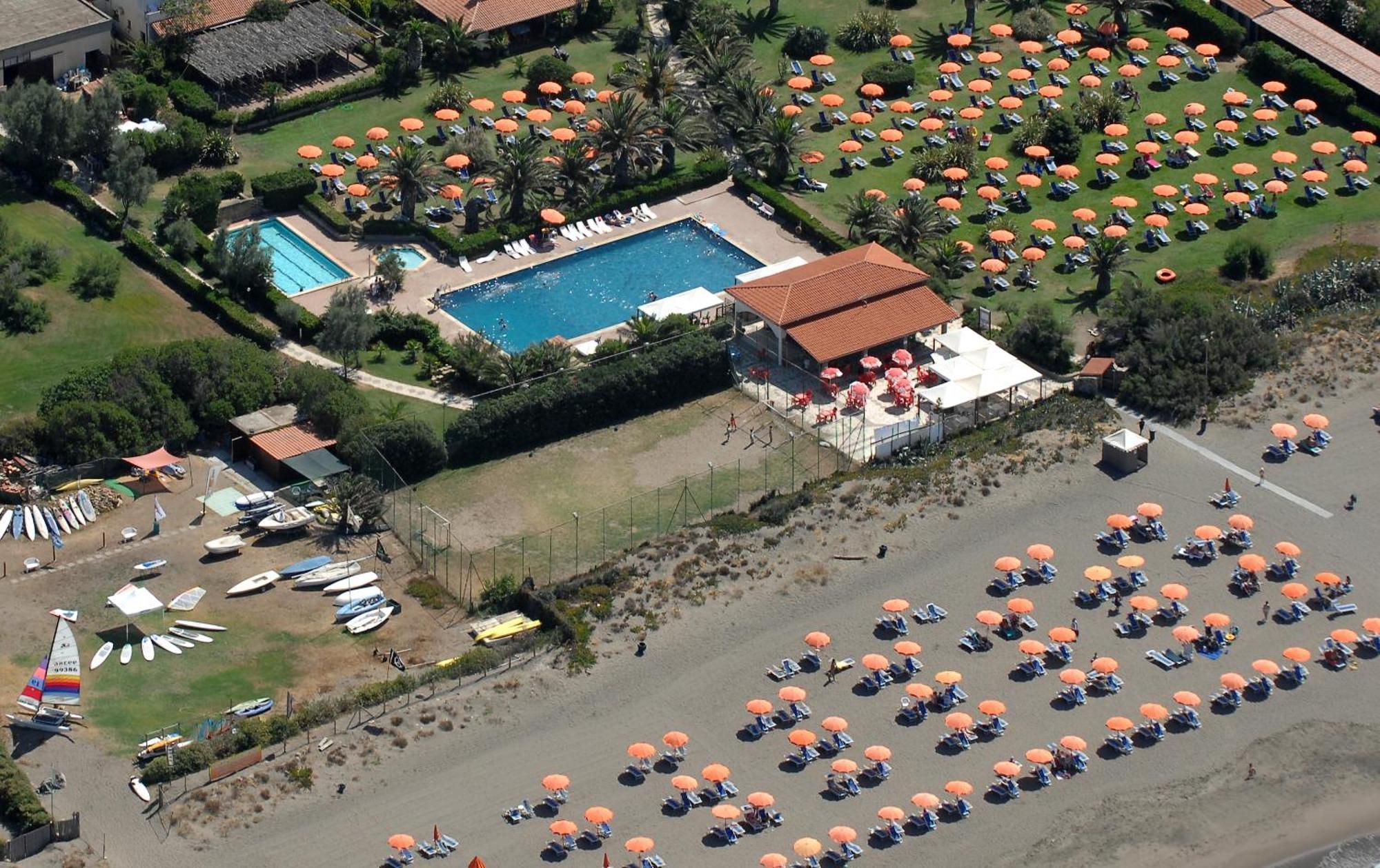 Hotel Torre Del Sole Tarquinia Exterior foto