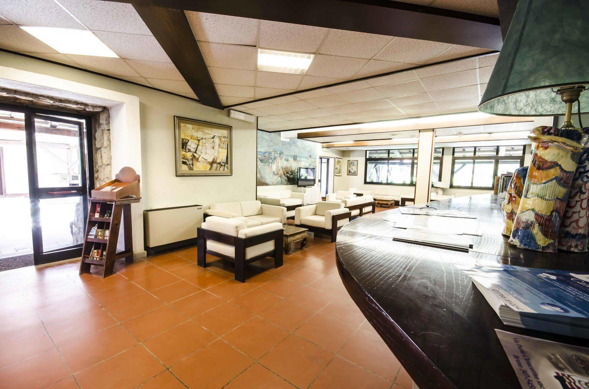Hotel Torre Del Sole Tarquinia Exterior foto